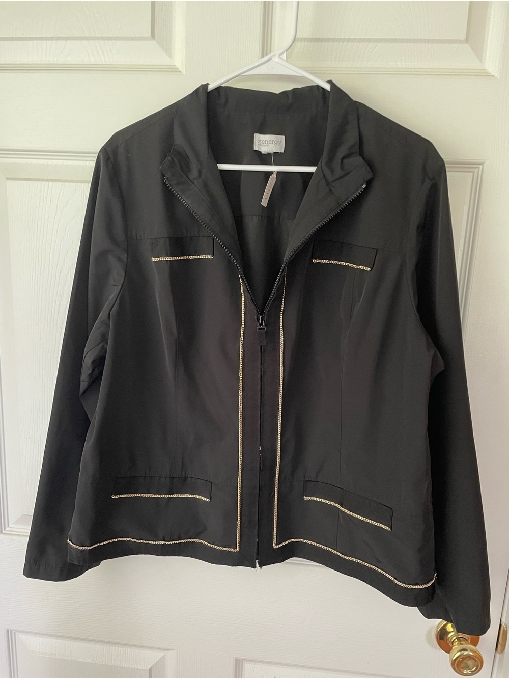 Chico’s Zenergy Black Gold Chain Trim Zip Jacket No Size Tag Lightweight Moto